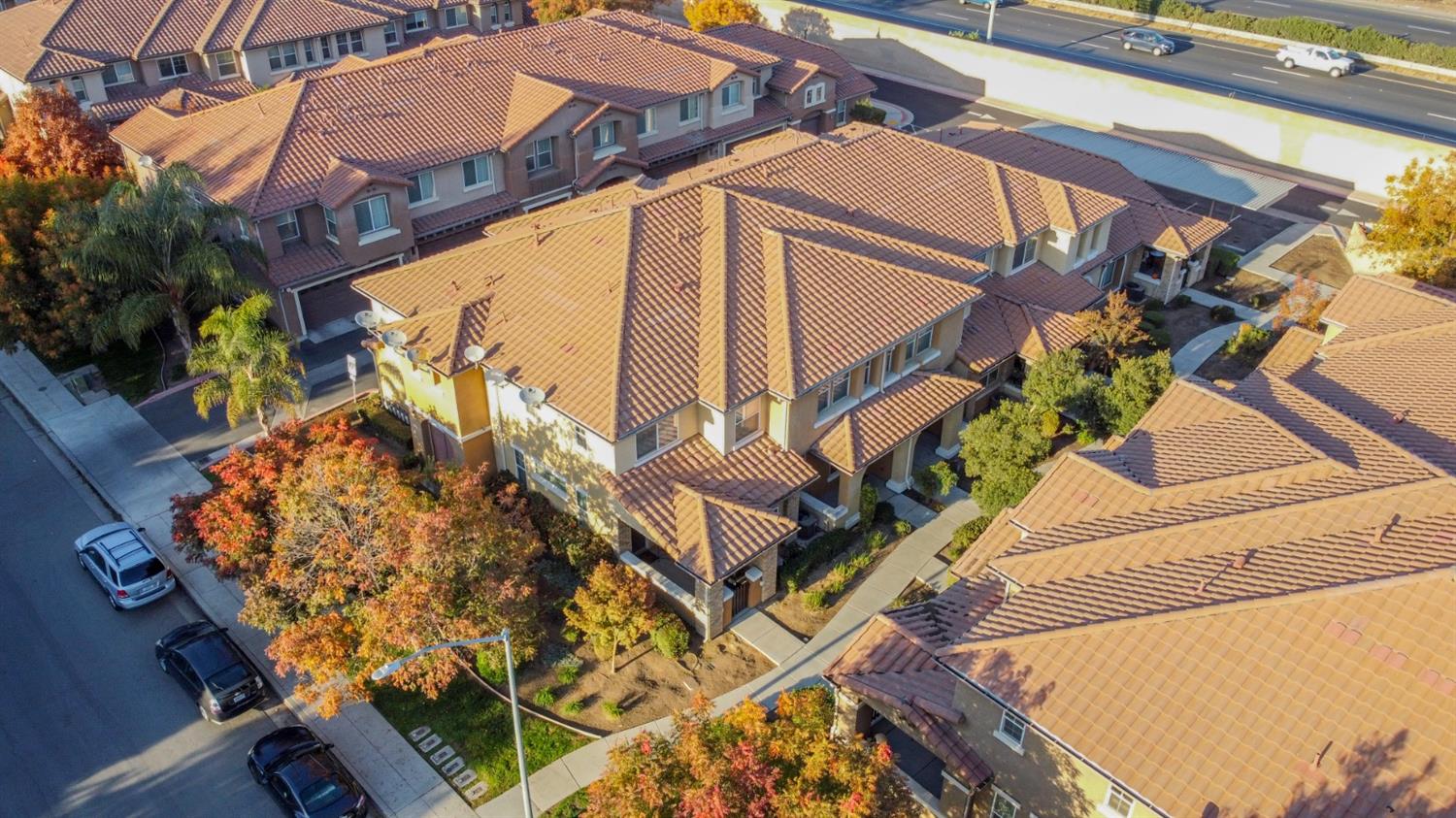 1146 West Walter Avenue Fowler, CA 93625 - Photo 2 of 39