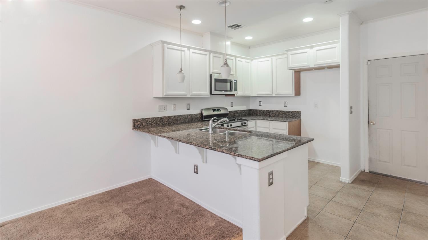 1146 West Walter Avenue Fowler, CA 93625 - Photo 12 of 39