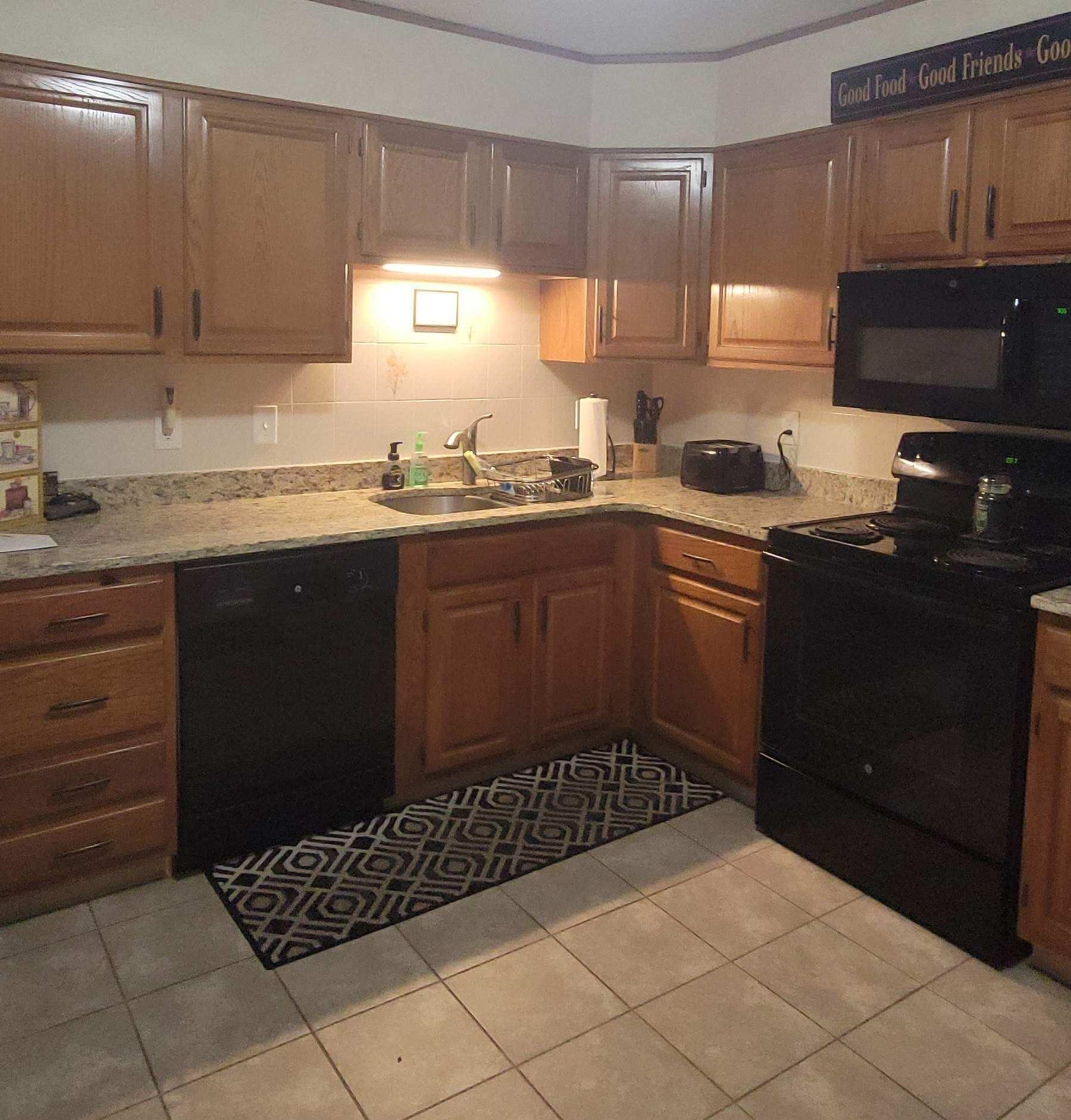 490 River Road, Unit 31 Manchester, NH 03104 - Photo 11 of 21 Gallery Image 11