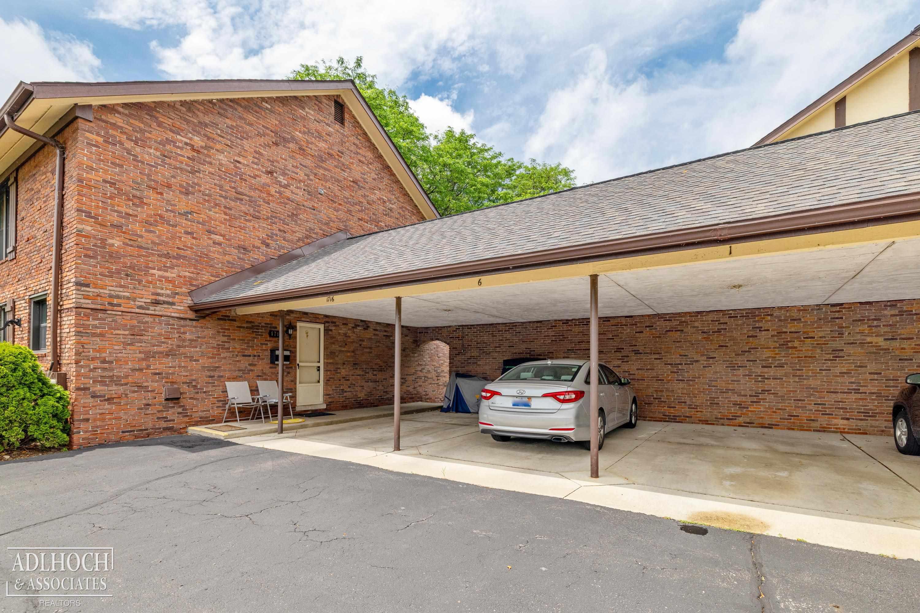 1750 Vernier Road, Unit 6 Grosse Pointe Woods, MI 48236 - Photo 35 of 39
