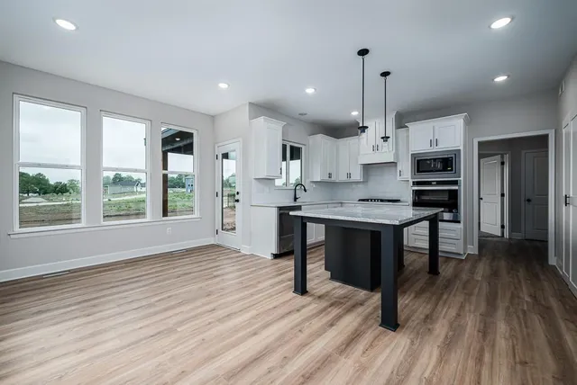 $569,950 | 12953 Sloan Avenue, Kansas City, KS 66109