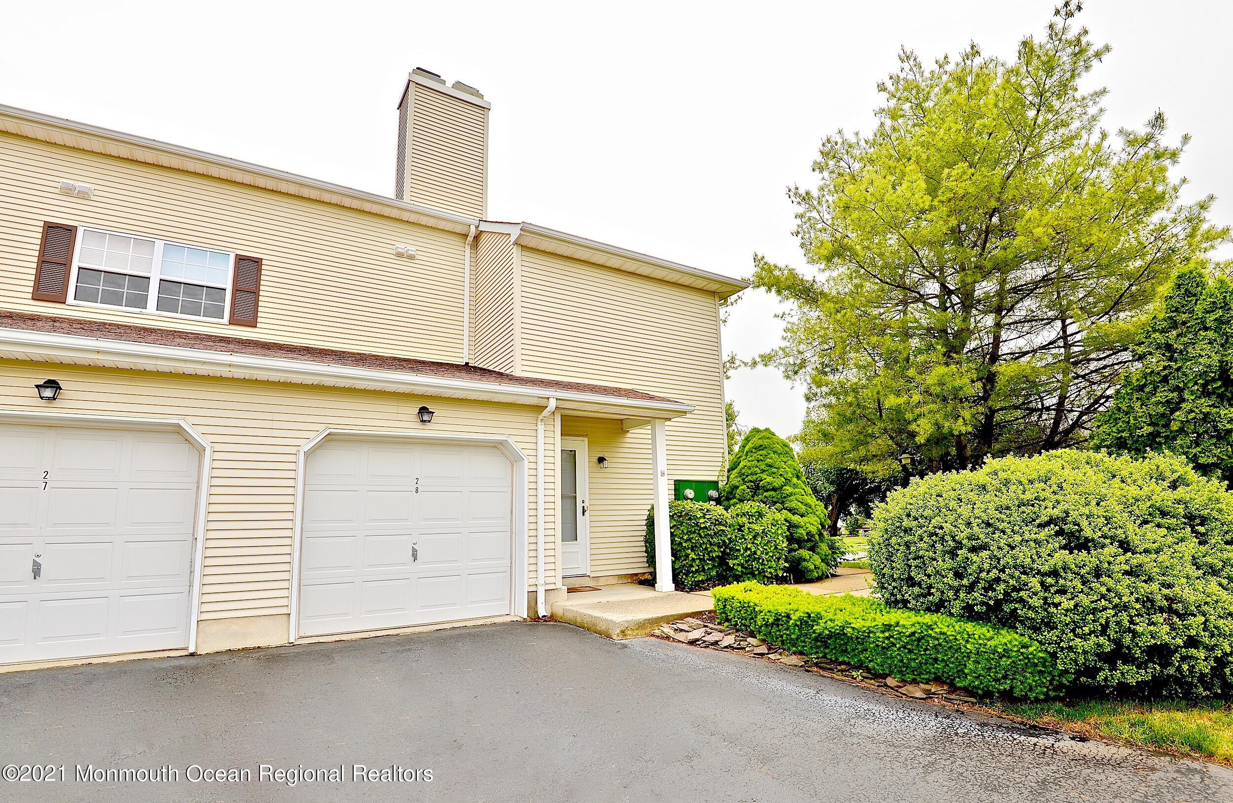 28 Racquet Road Wall, NJ 07719 - Photo 2 of 21 300a