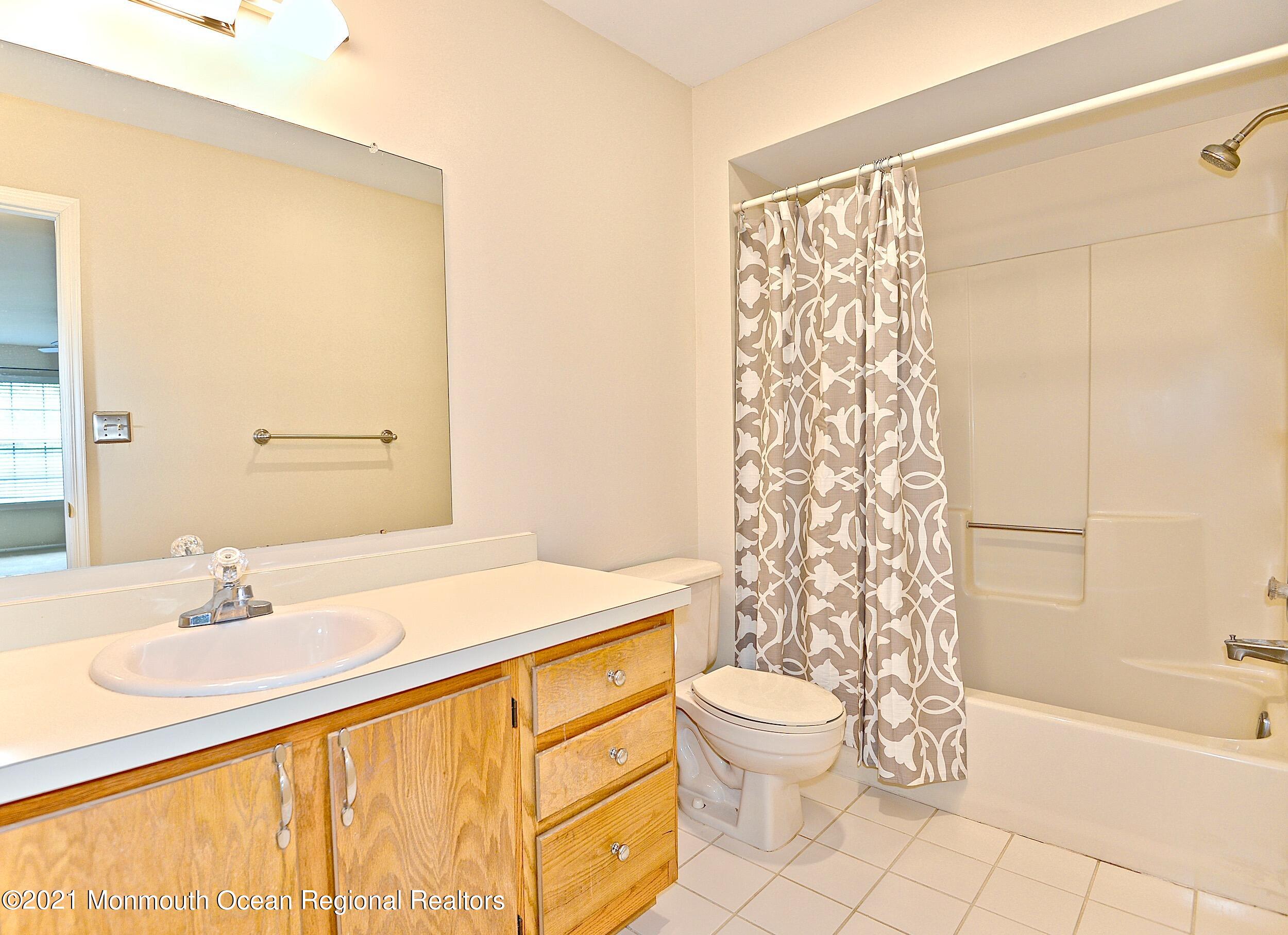28 Racquet Road Wall, NJ 07719 - Photo 19 of 21 332a