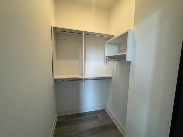 $2,450 | 2406 West Armitage Avenue, Unit 405, Chicago, IL 60647