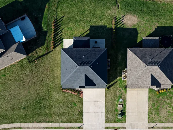 $467,500 | 1493 English Oak Drive, Clarksville, TN 37043