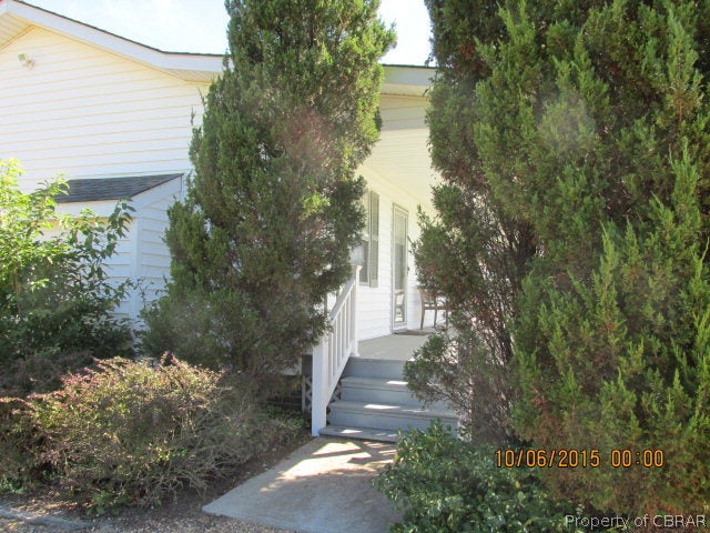 61 Smokey Point Road Water View, VA 23180 - Photo 4 of 25 Gallery Image 4