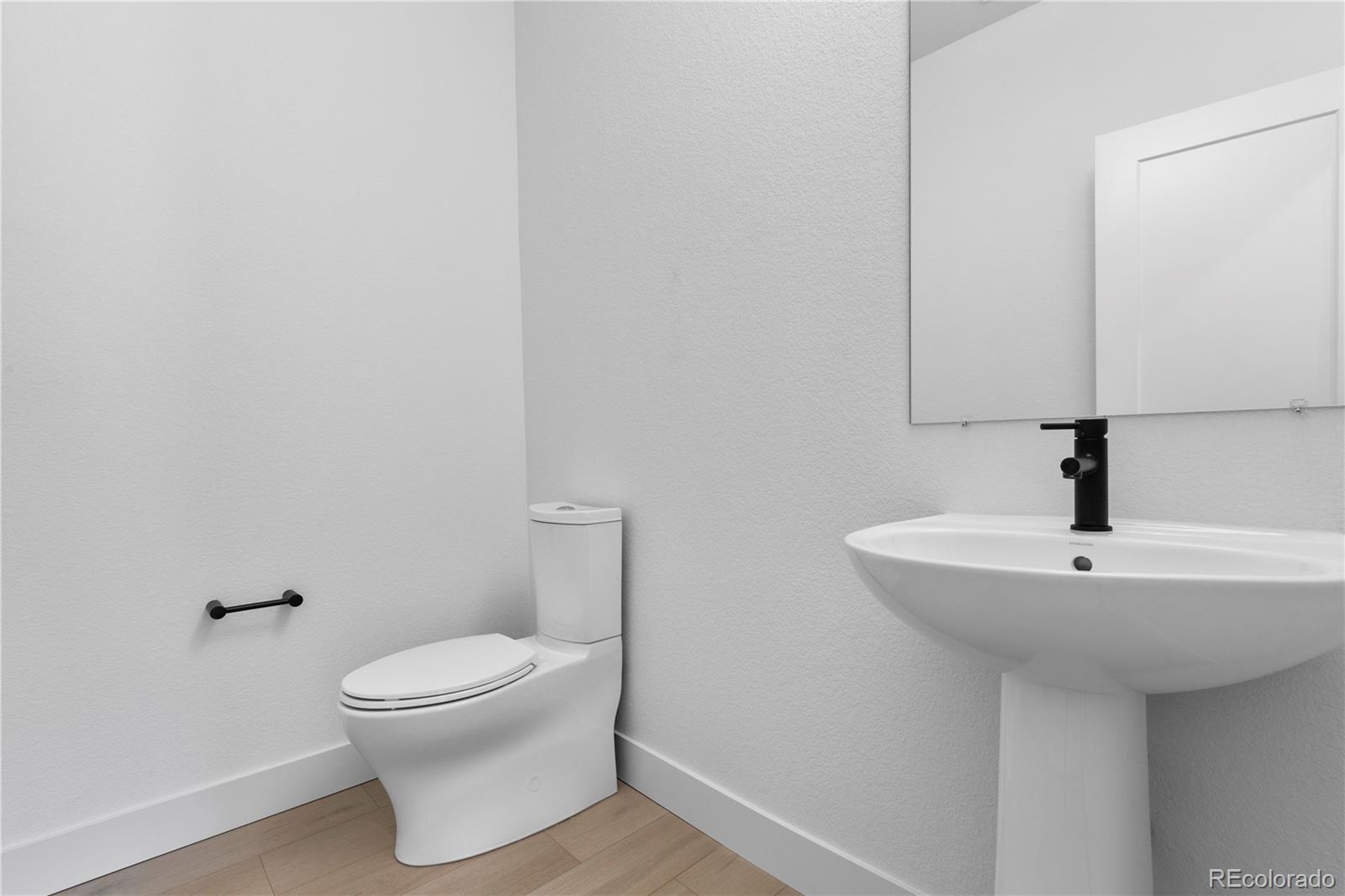 14269 Currant Street Broomfield, CO 80020 - Photo 13 of 28