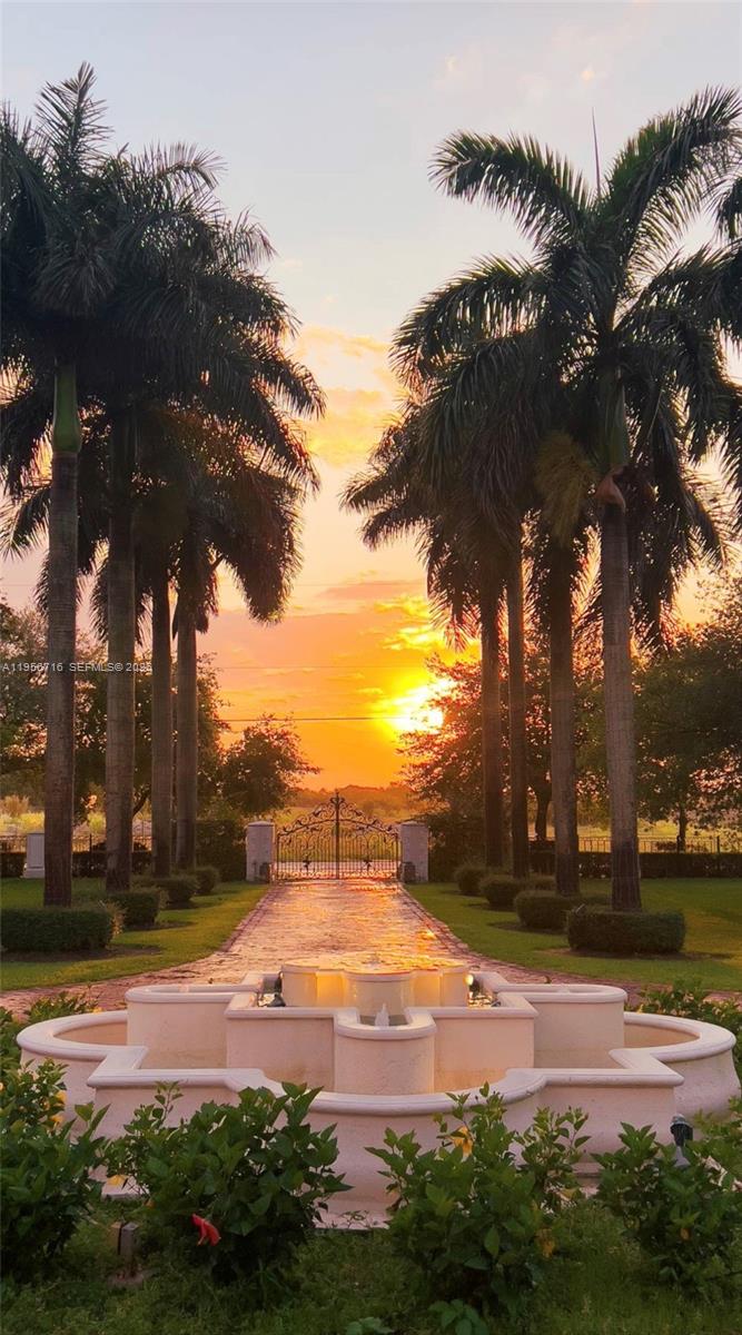 14949 Southwest 184th Avenue Miami, FL 33196 - Photo 13 of 33