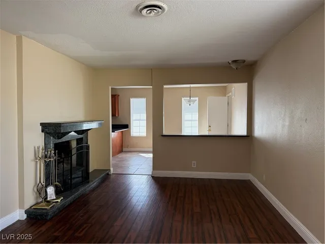 $1,825 | 4337 Edward Avenue, Las Vegas, NV 89108