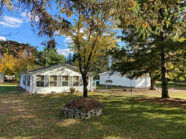 $119,900 | N9444 Sand Lane, Crivitz, WI 54114