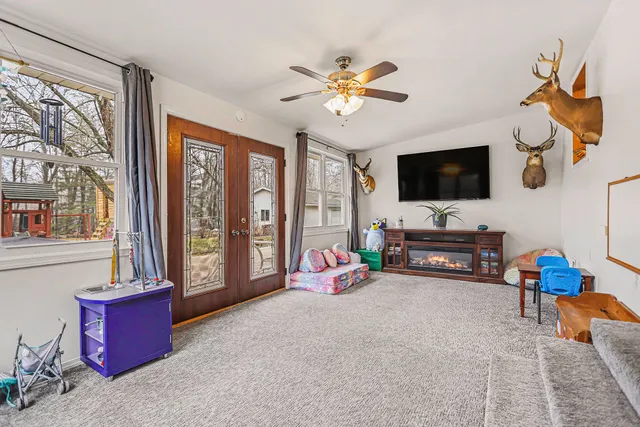 $400,000 | 6850 South 1st Street, Mattawan, MI 49071