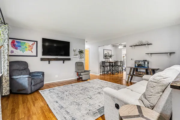$400,000 | 6850 South 1st Street, Mattawan, MI 49071