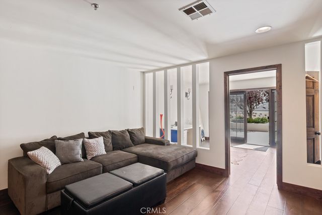 $599,100 | 1040 4th Street, Unit 112, Santa Monica, CA 90403