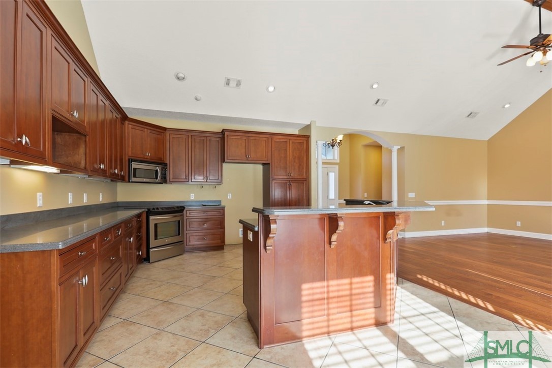 284 Raymond Road Pooler, GA 31322 - Photo 8 of 29