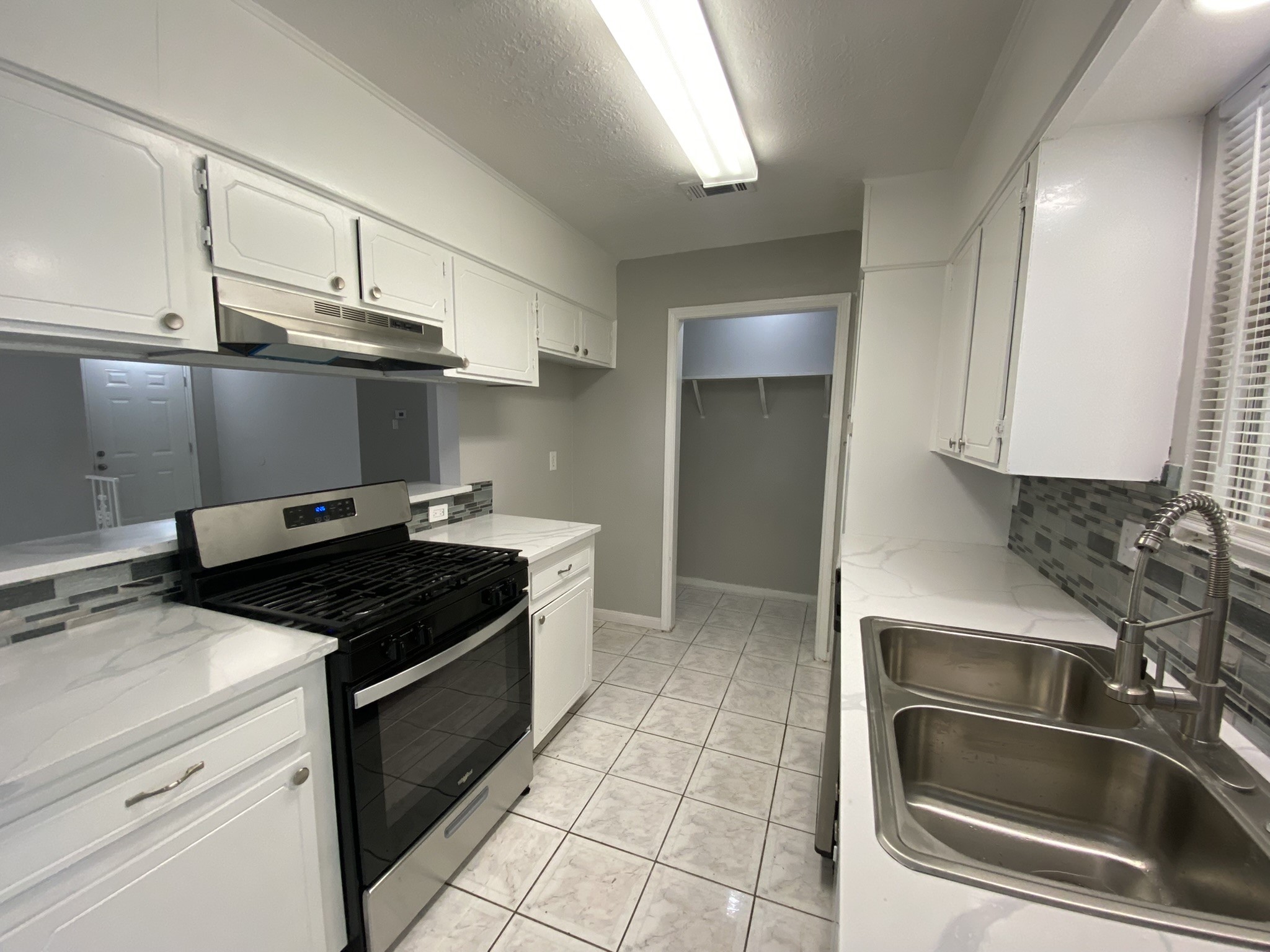 12730 Labelle Lane Houston, TX 77015 - Photo 5 of 14