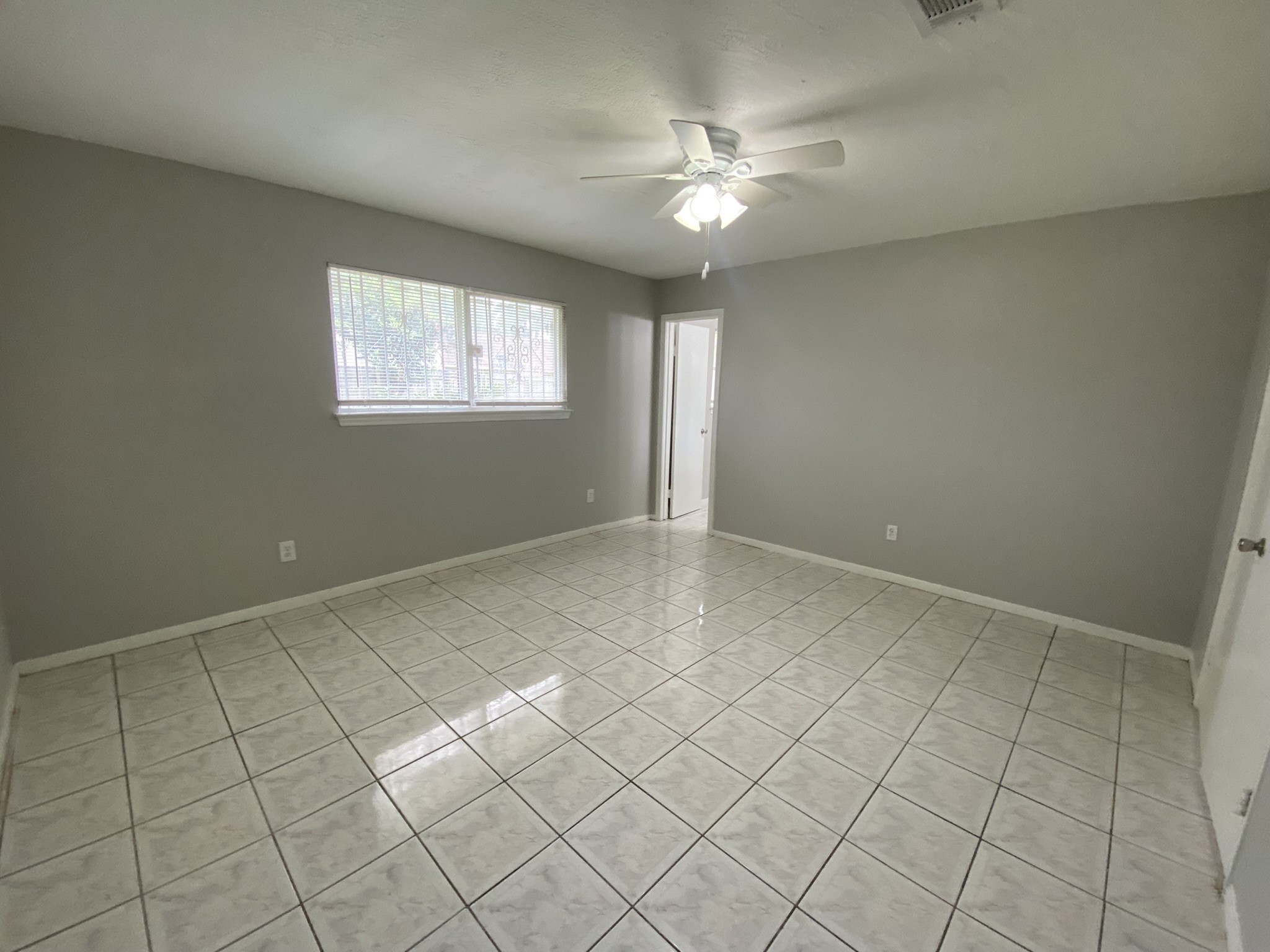 12730 Labelle Lane Houston, TX 77015 - Photo 6 of 14