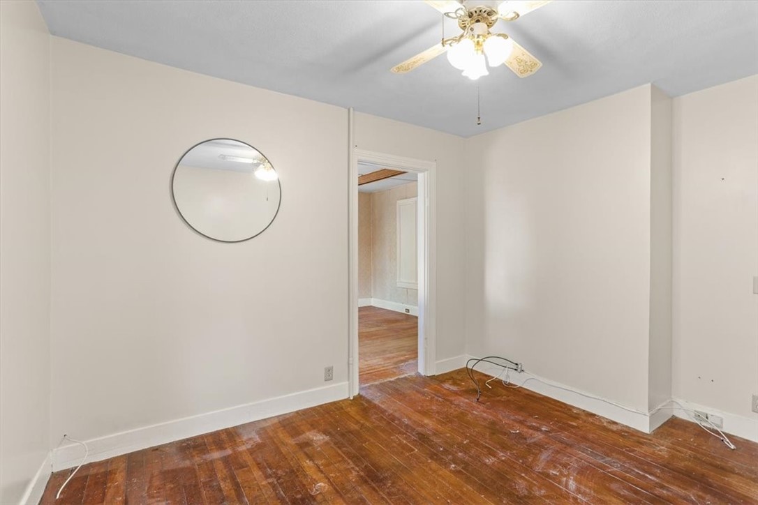 6 Shore Road East Providence, RI 02915 - Photo 13 of 43 Gallery Image 13