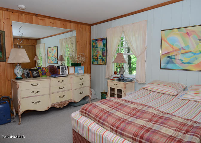 14 A Mahkeenac Heights Road Stockbridge, MA 01262 - Photo 14 of 24 14A Mahkeenac Heights (10 of 26)