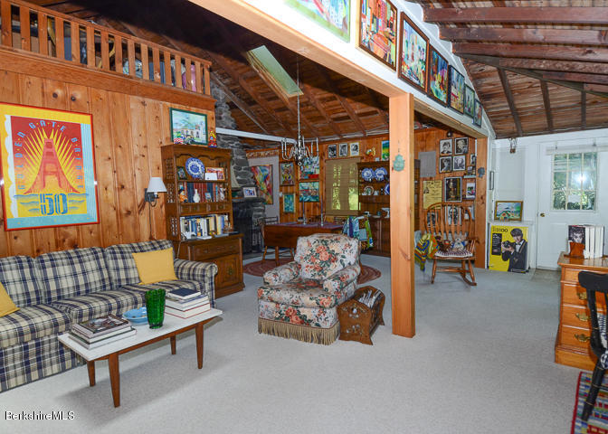 14 A Mahkeenac Heights Road Stockbridge, MA 01262 - Photo 8 of 24 14A Mahkeenac Heights (6 of 26)