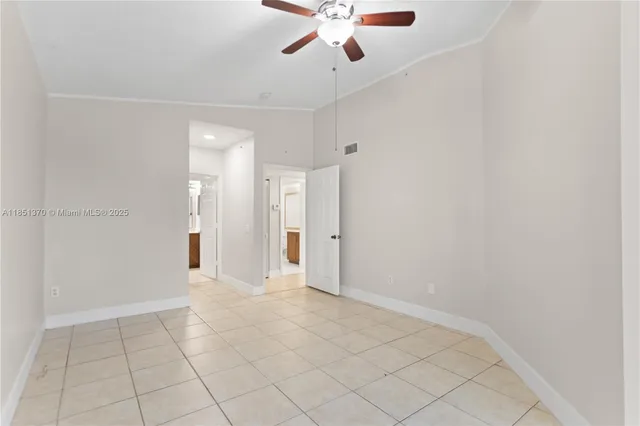 $330,000 | 9645 Northwest 1st Court, Unit 1209, Pembroke Pines, FL 33024