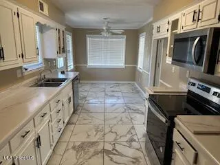 $1,800 | 459 Southwick Drive, Southaven, MS 38671