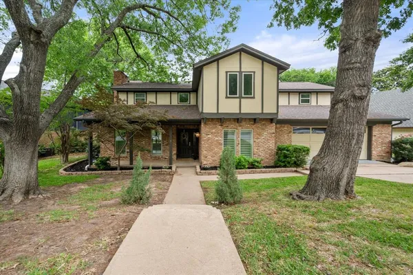 $625,000 | 1404 Creekford Drive, Arlington, TX 76012