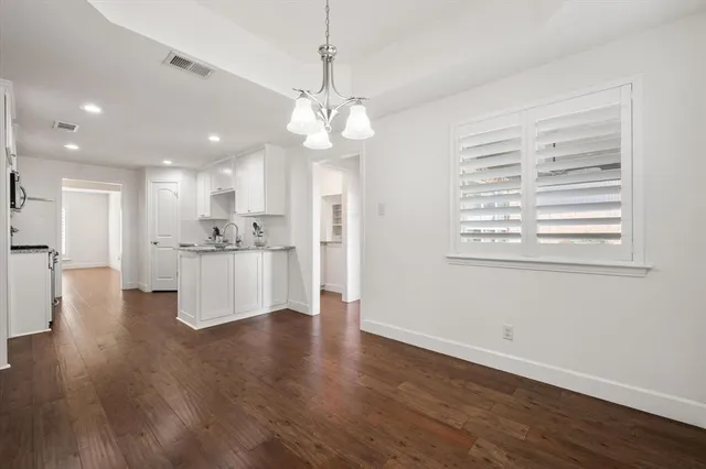 $675,000 | 1404 Creekford Drive, Arlington, TX 76012