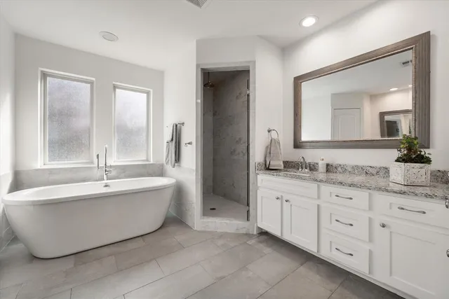 $675,000 | 1404 Creekford Drive, Arlington, TX 76012