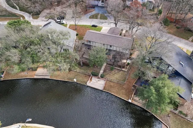 $675,000 | 1404 Creekford Drive, Arlington, TX 76012