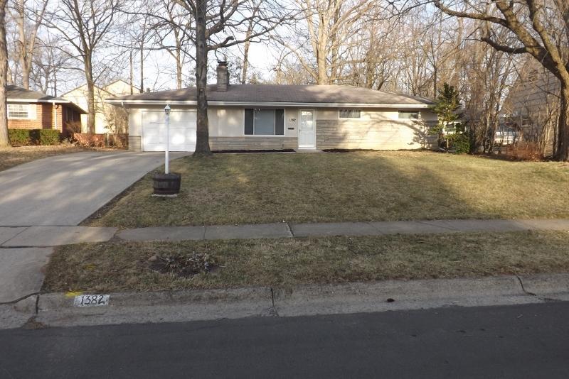 1382 Bryson Road Columbus, OH 43224 - Photo 1 of 22 Gallery Image 1