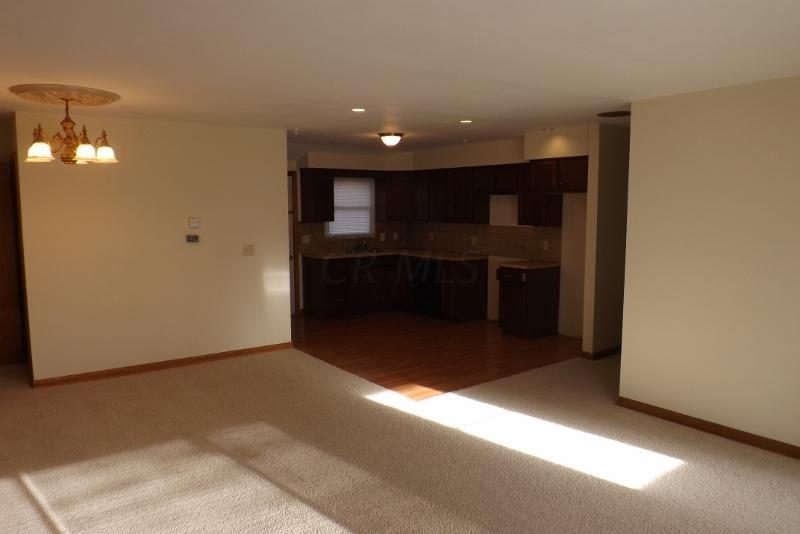 1382 Bryson Road Columbus, OH 43224 - Photo 12 of 22 Gallery Image 12
