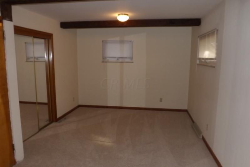 1382 Bryson Road Columbus, OH 43224 - Photo 15 of 22 Gallery Image 15