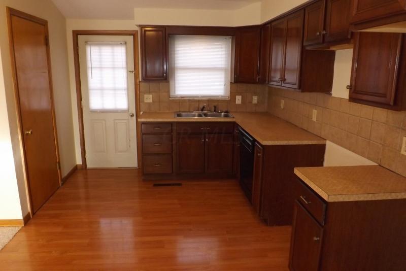 1382 Bryson Road Columbus, OH 43224 - Photo 10 of 22 Gallery Image 10