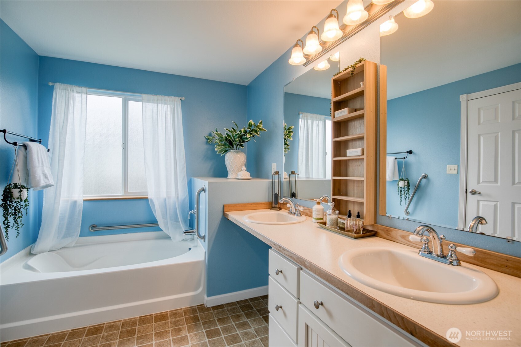 828 Ocean Avenue Cosmopolis, WA 98537 - Photo 19 of 40