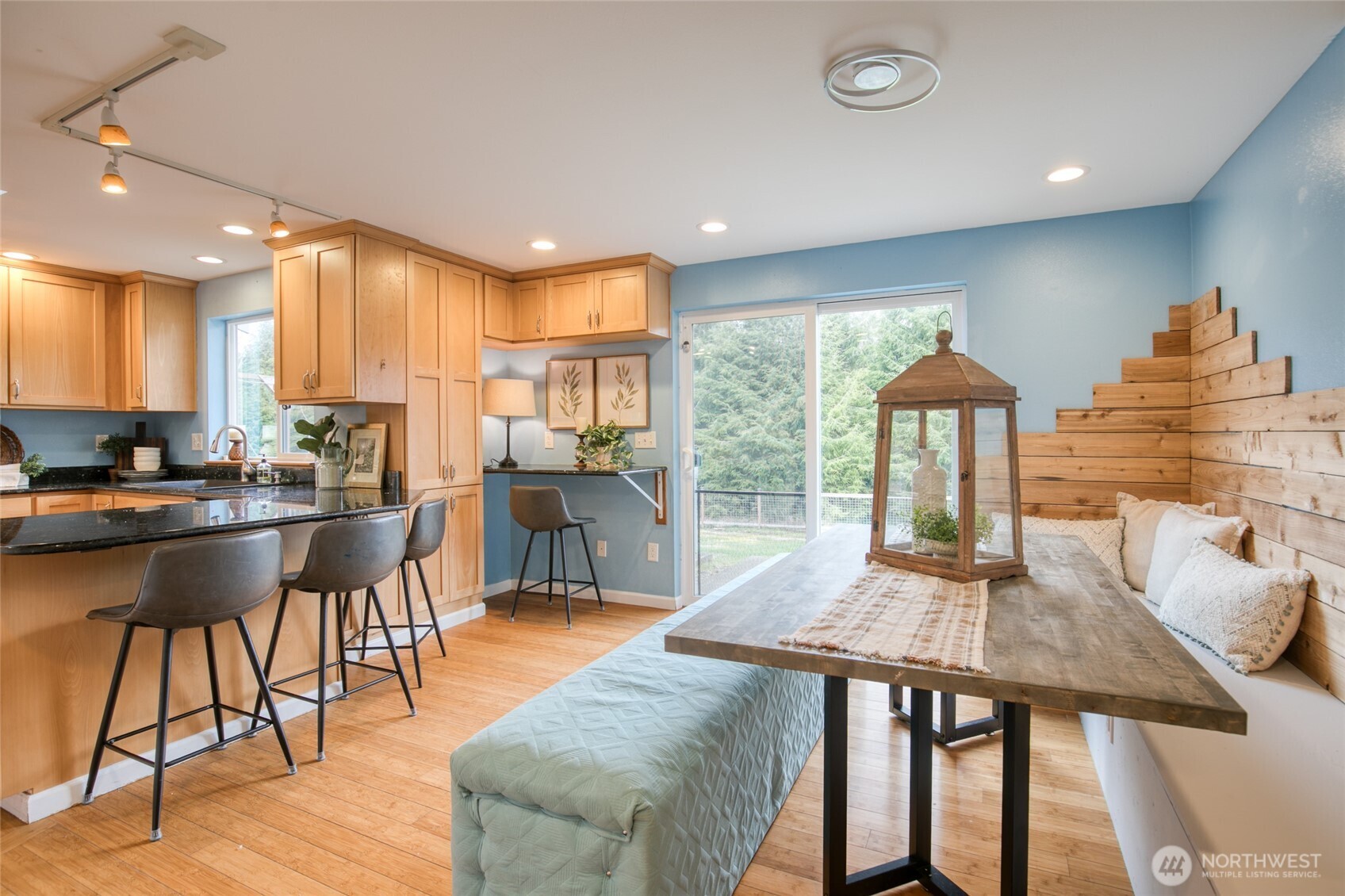 828 Ocean Avenue Cosmopolis, WA 98537 - Photo 9 of 40