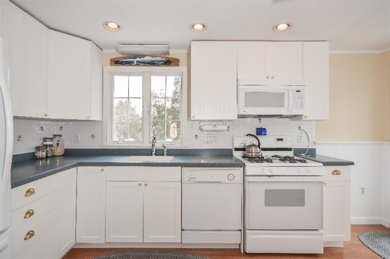 13 Wing Road Pocasset, MA 02559 - Photo 6 of 23 Additional Photo