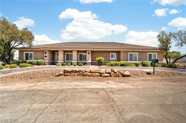 $940,000 | 1640 Rocking Horse Drive, Henderson, NV 89002
