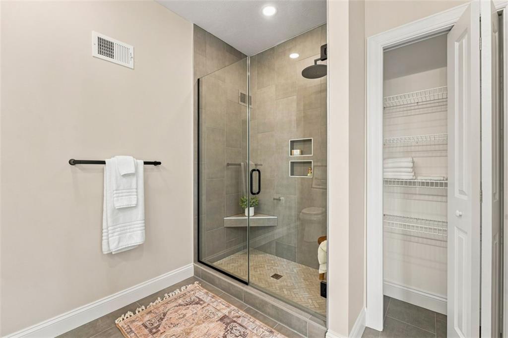 1167 Valley Club Road, Unit 115 Irwin, PA 15642 - Photo 36 of 46 Gallery Image 36
