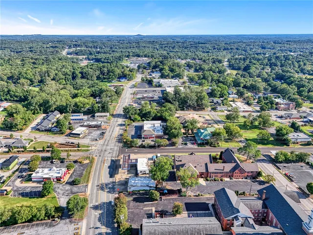 $119,900 | 220 Hampton Avenue, Pickens, SC 29671