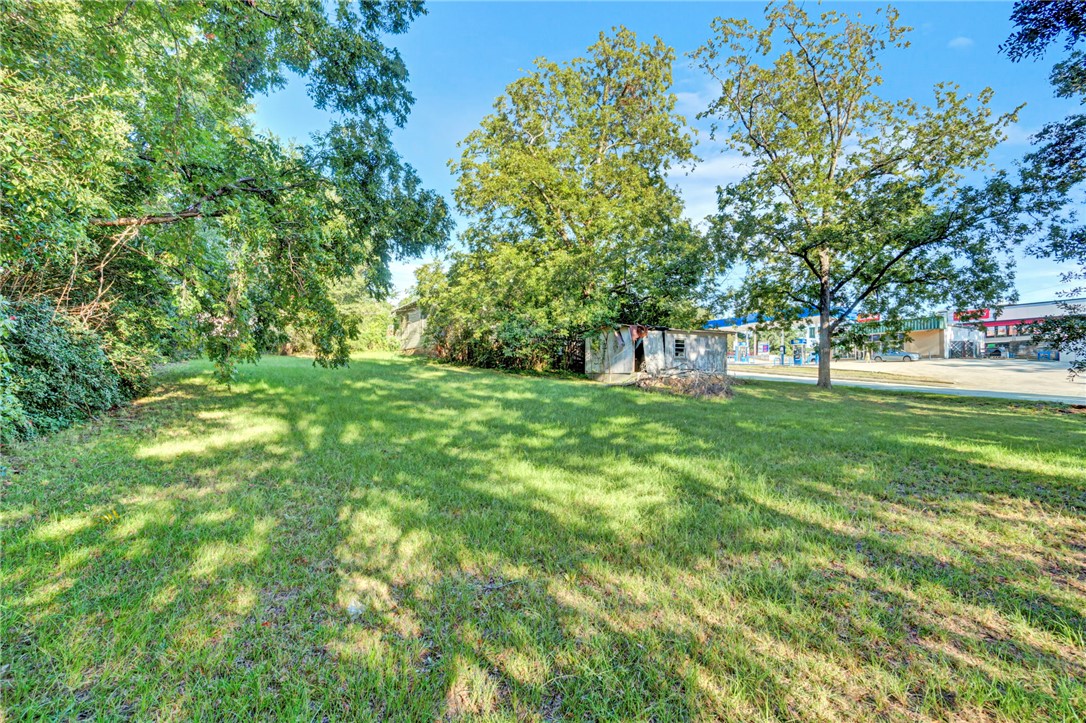 220 Hampton Avenue Pickens, SC 29671 - Photo 20 of 22