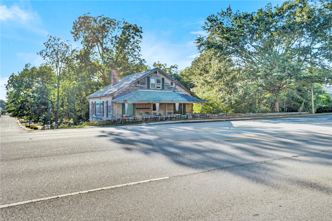 220 Hampton Avenue Pickens, SC 29671 - Photo 21 of 22