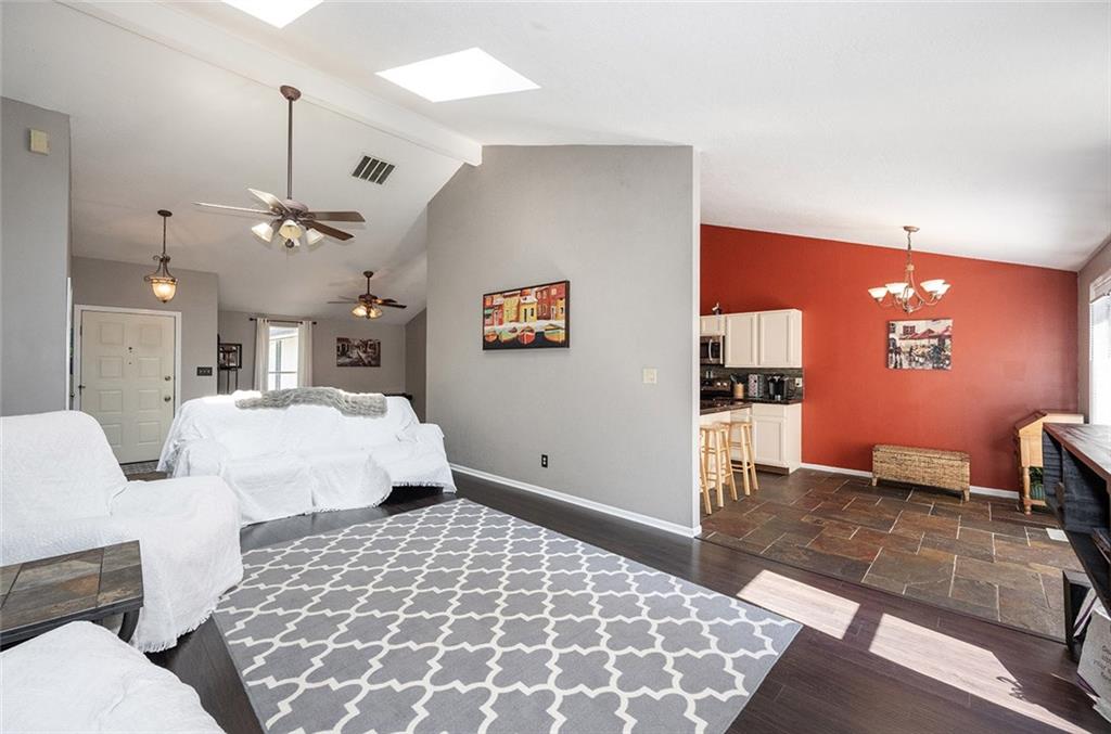 8511 Castle Ridge Lane Indianapolis, IN 46256 - Photo 12 of 41 Gallery Image 12