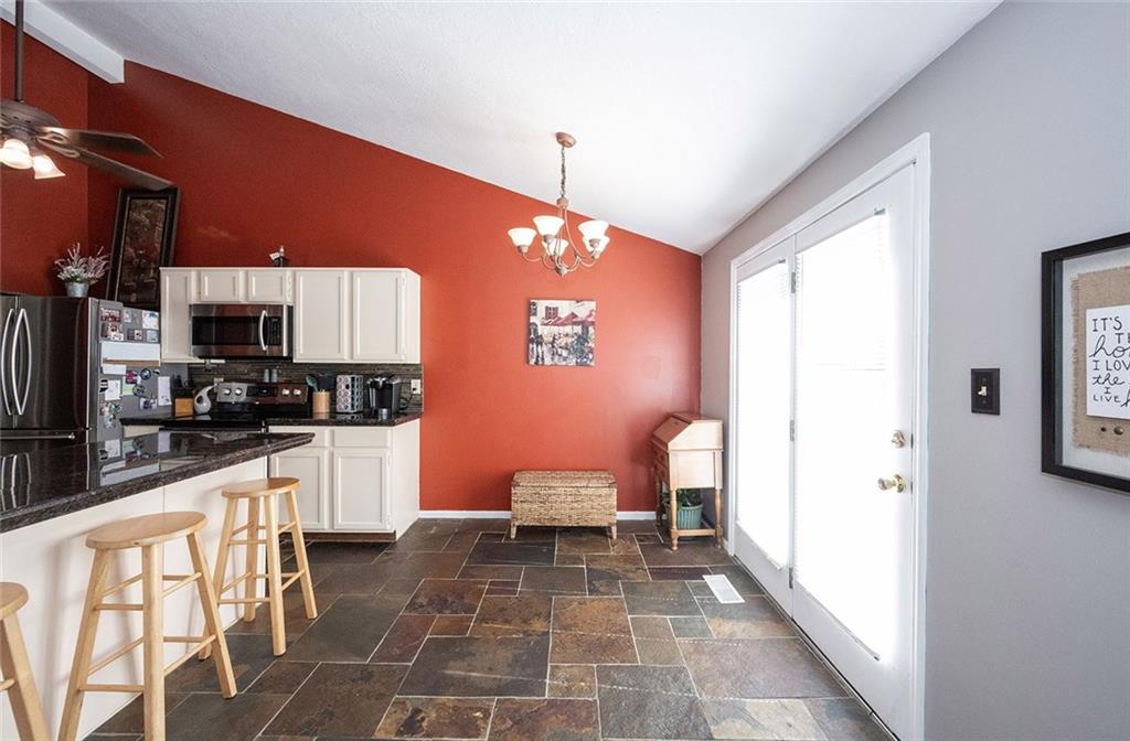 8511 Castle Ridge Lane Indianapolis, IN 46256 - Photo 15 of 41 Gallery Image 15