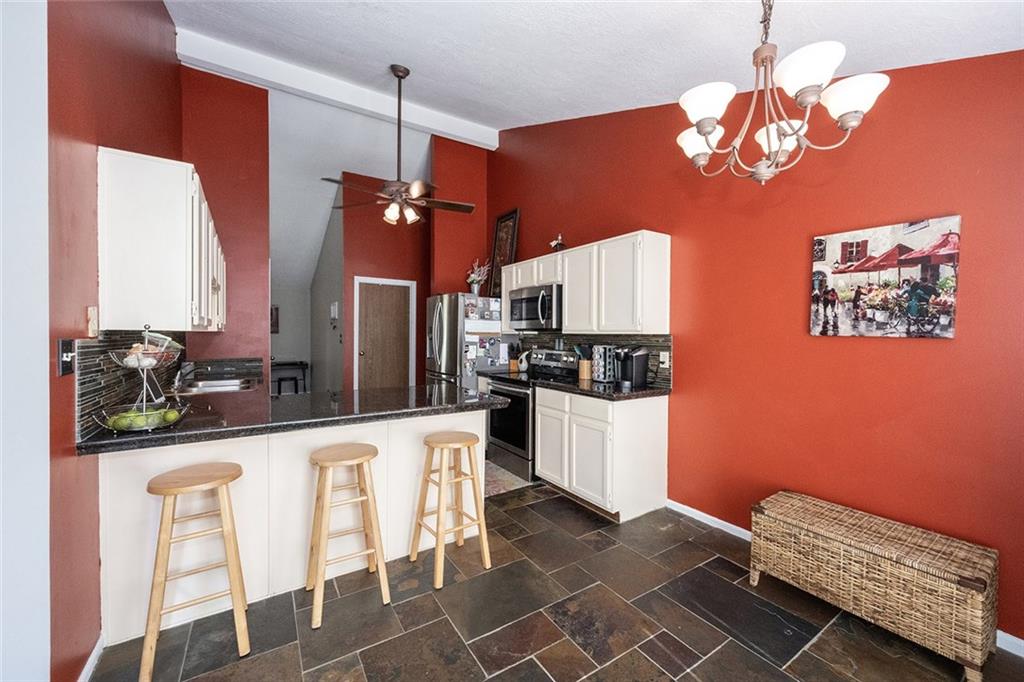 8511 Castle Ridge Lane Indianapolis, IN 46256 - Photo 16 of 41 Gallery Image 16