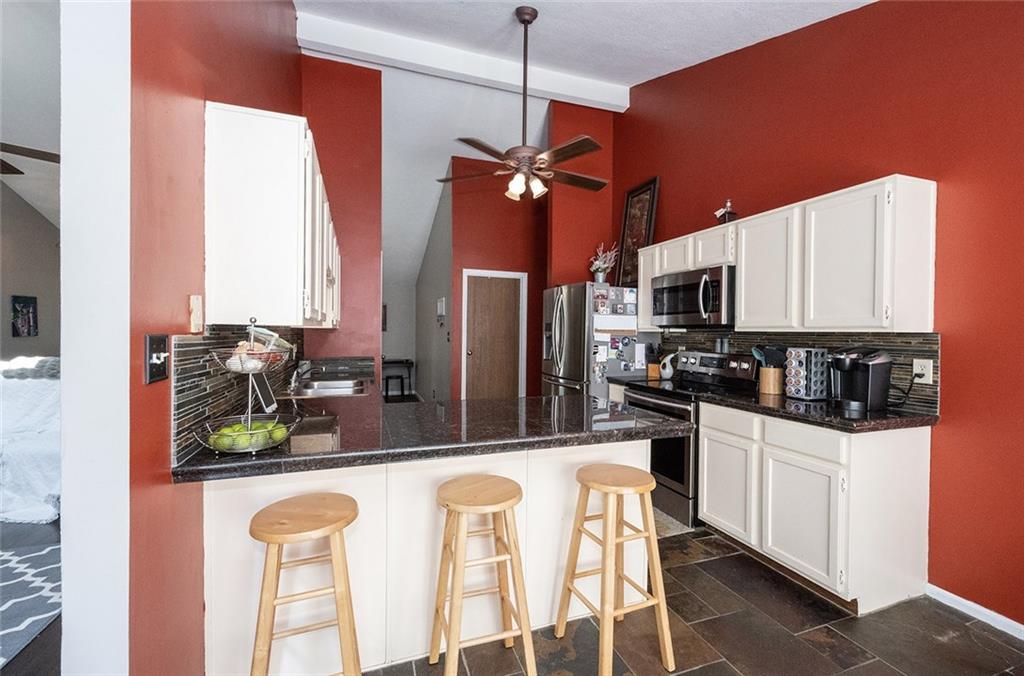 8511 Castle Ridge Lane Indianapolis, IN 46256 - Photo 19 of 41 Gallery Image 19