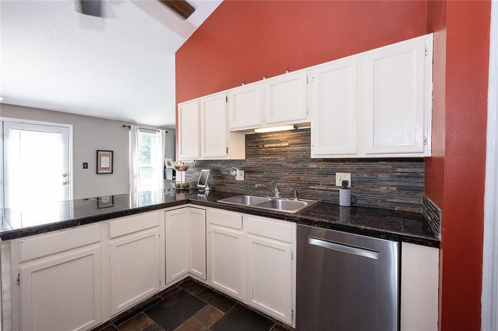 8511 Castle Ridge Lane Indianapolis, IN 46256 - Photo 20 of 41 Gallery Image 20