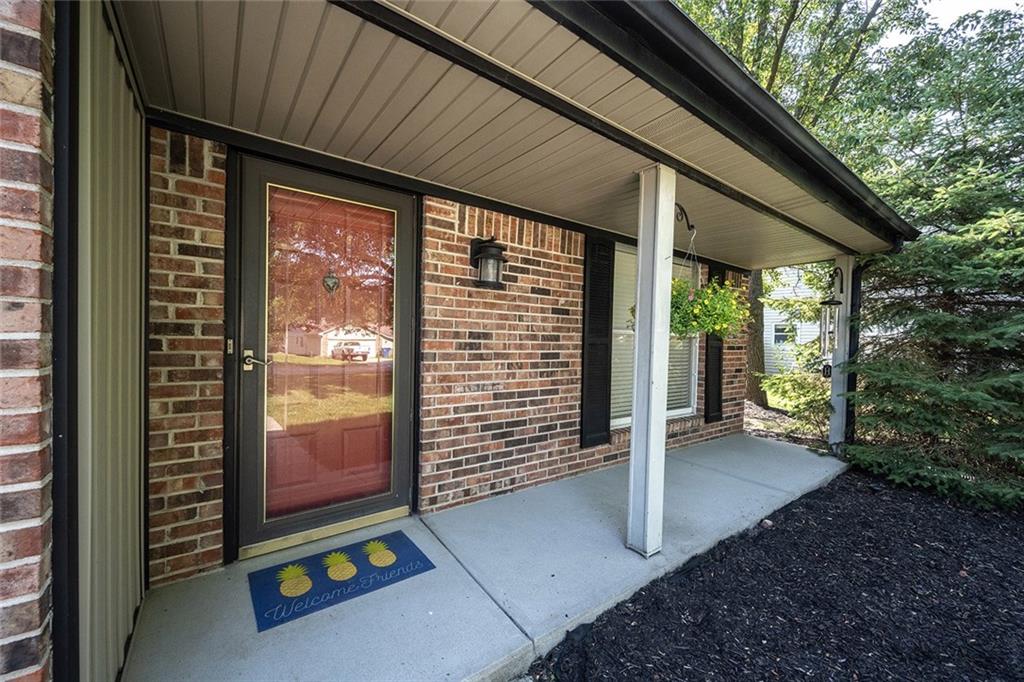 8511 Castle Ridge Lane Indianapolis, IN 46256 - Photo 3 of 41 Gallery Image 3