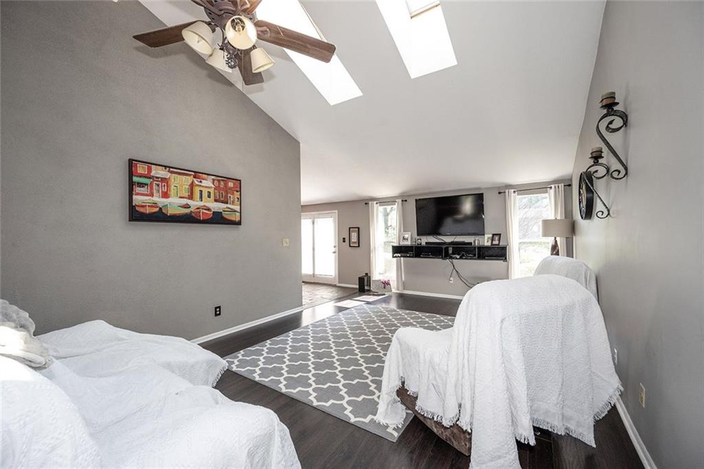 8511 Castle Ridge Lane Indianapolis, IN 46256 - Photo 9 of 41 Gallery Image 9