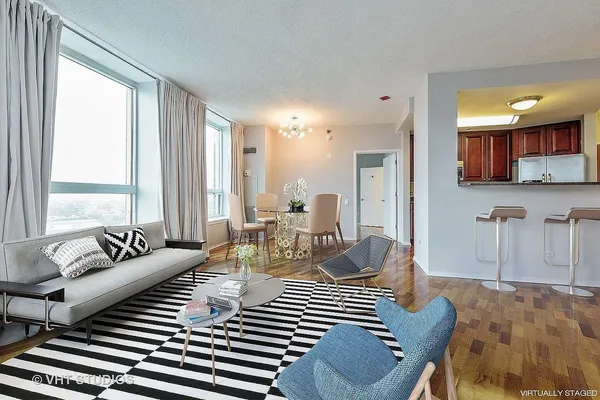 $3,450 | 600 North Kingsbury Street, Unit 1811, Chicago, IL 60654