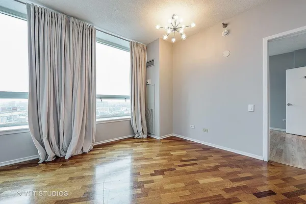 $3,450 | 600 North Kingsbury Street, Unit 1811, Chicago, IL 60654